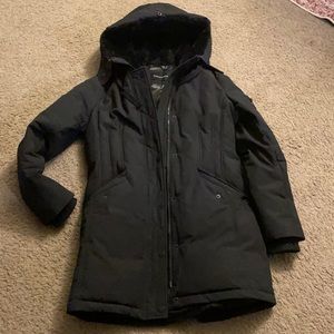Gently worn , BCBG MaxAzaria Parka . Very warm and super stylish.